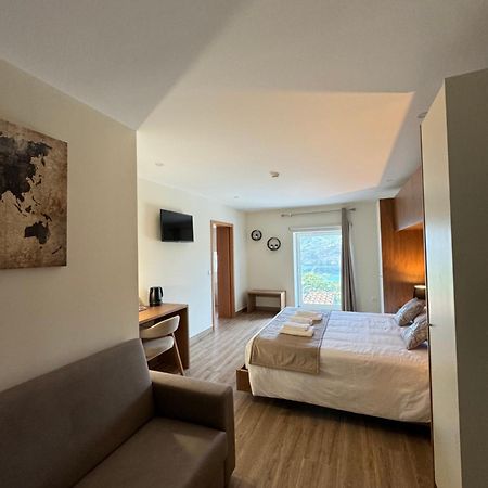 Estrela Do Geres - Casa Fernandes Bed & Breakfast Outeiro  Екстериор снимка
